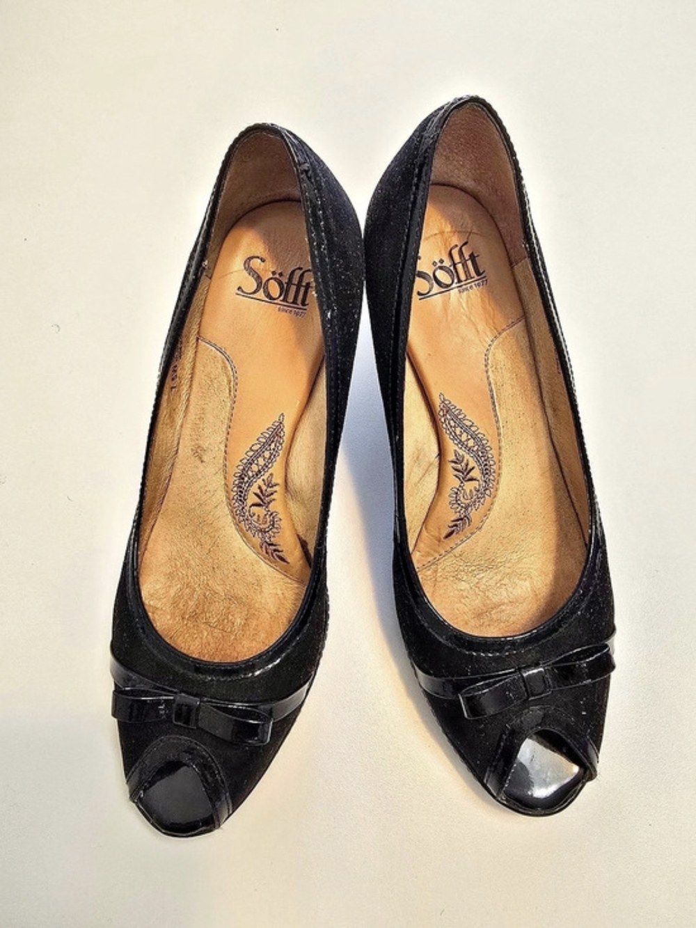 Sofft Black Leather Peep-Toe Pumps Bow 7.5